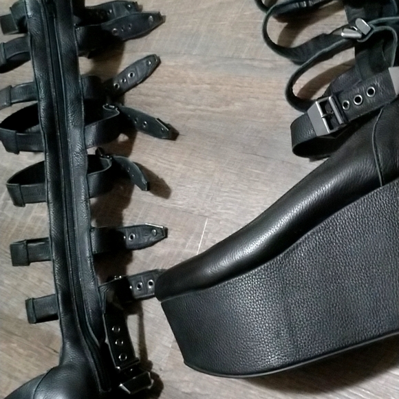 Yes Milky Way Platform Shoes - Picture 9 of 9